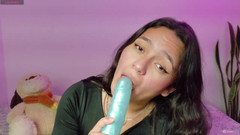 Emilyn Grifs: 我是一个顺从的女孩，只想被操