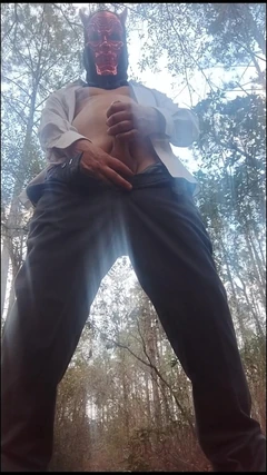 在树林里射精