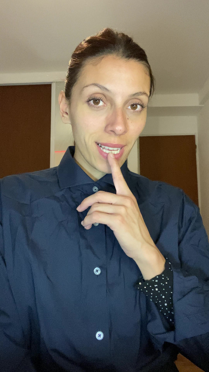 Lynn Scream: Ahlaksız Sekreter Patronunun Stresini Sürekli Azaltıyor