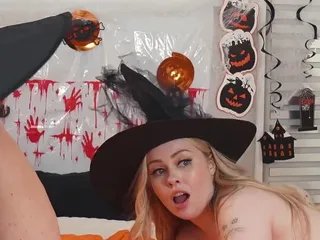 OopsFamily: Busty MILF Lauren Philips and Cutie Stepdaughter Haley Spades Fuck...