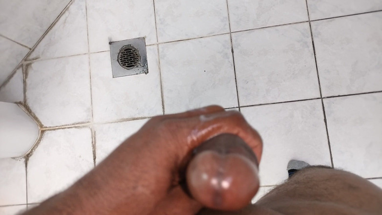 Blackcock83: Meu vídeo de masturbação com pau preto grande
