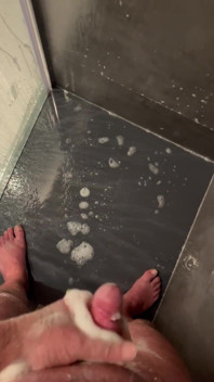 Jerked off in the Hotel Shower