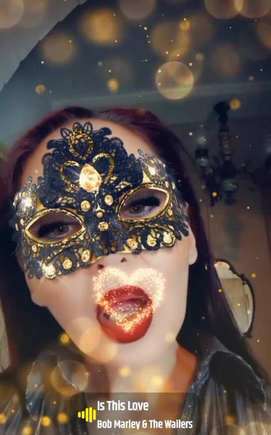 Dominatrix Redsonyja: डी-टाइप लव एस-टाइप कर सकते हैं जैसा कि प्यार में न केवल खेल में है। जो भी मुझे सही जवाब देता है मैं उसे पुरस्कृत करूंगा और दंडित करूंगा। नमस्कार