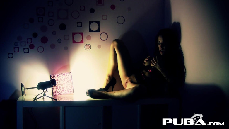 PUBA: Capri và Dahlia móc cua âm hộ khít khao của họ