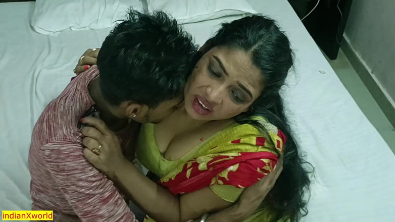 Indian Xshot: 若いテレビメカニッククソ離婚した妻