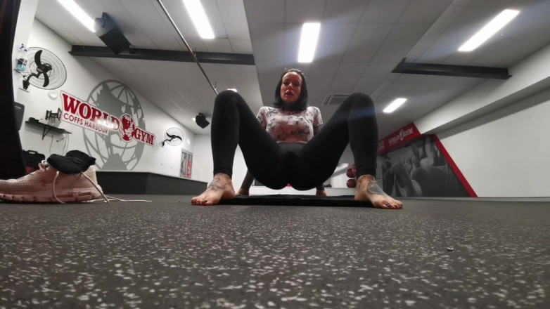 Melody Radford: Your Personal Trainer See-through Tight