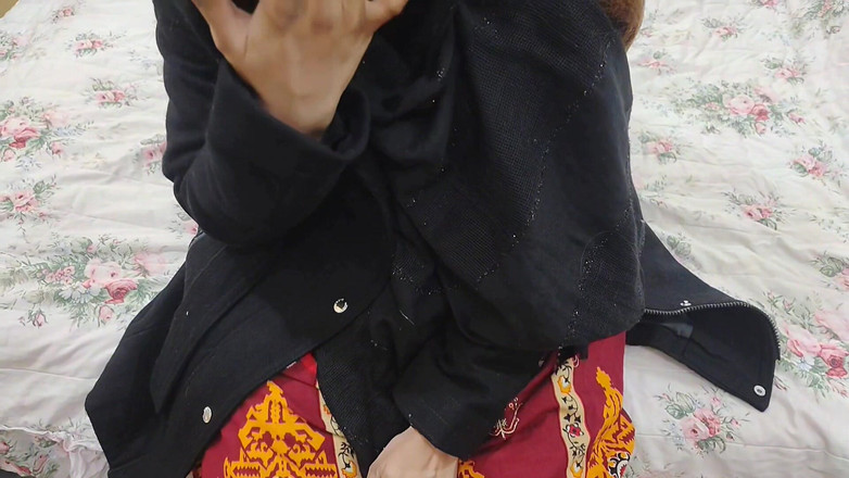 Sairaxsaim: 在公园里找到一个随机女孩