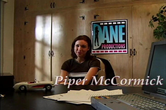 Goldenxtapes: Morenas calientes y chicas rubias en intensas sesiones de dedos