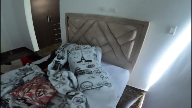 Jhodez1: 淫荡的跳舞婊子我最好的拉丁继妹是自制的，她很有趣，总是顺从 - jhodez1