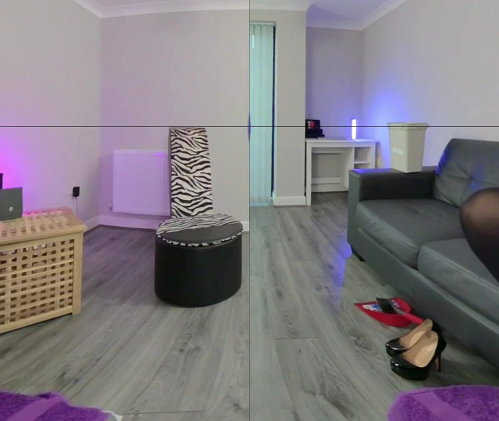 Nicole DuPapillon VR Productions: ハウスメイドがジョニー・ザ・トルソー・ドールとセックス