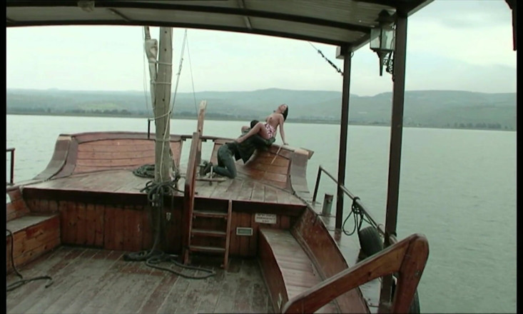 Antonio Adamo Film: Teen dostane zlomený zadek na lodi