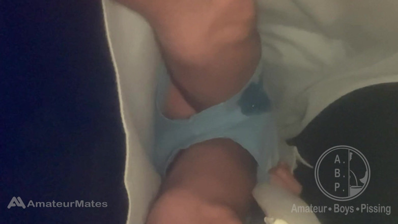 AmateurBoysPissing: Vuoi farti pisciare da un ragazzo amatoriale?