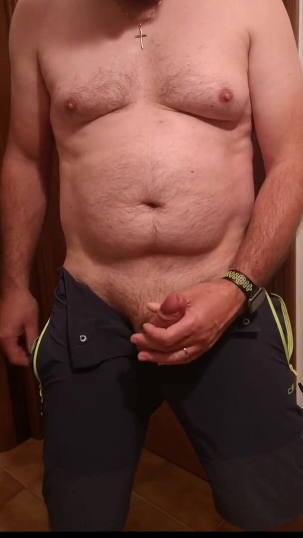 Cicci77: Cicci77 se ho chystá dostat z domu, ale jeho penis...