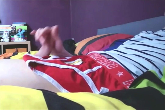 Gay Scottish twink Sammy Andrews: Sammy Andrews xuất tinh trên đồ lót siêu anh hùng