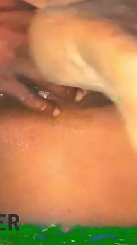 Hindi Video HD Devar Bhabhi Sardi Ke Dauran Berkongkek