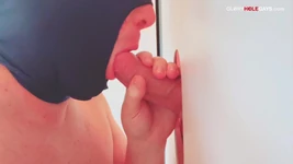 Insémination de bouche au gloryhole