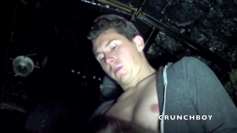Crunch Boy: der französische twink KEVIN ARSCH von hetero-neugierigen jungen gefickt