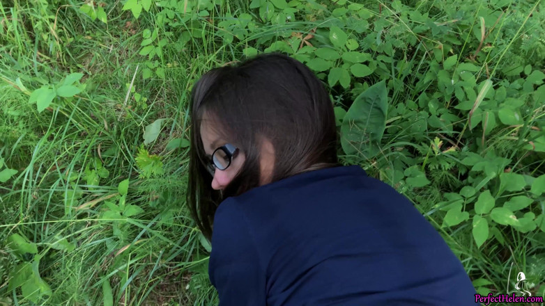 PerfectHelen: Brunette Blowjob and Passionate Sex Outdoor