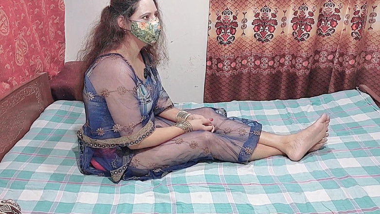 Pakistani CoupleX: Wife Surprised Her Husband by Telling Him About Her Pregnancy...