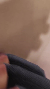 Due gatti futanari - sperma in bocca, sesso intenso ed eiaculazione sullo stomaco.