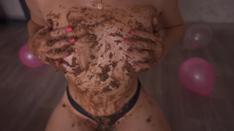 Tori Diamond: Cake crush mit meinem perfekten arsch