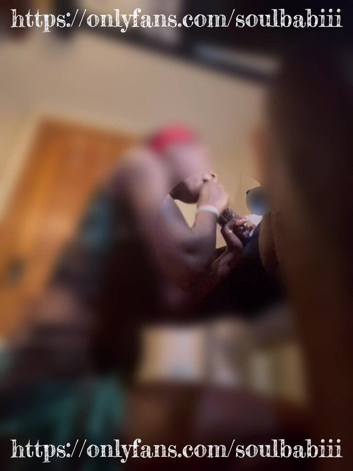 Soulbabii: Memerah Susu Papan Atas Untuk Kontolnya