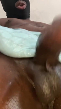 Partie 2, je sais que tu veux cette bite, viens laisser papa te nourrir de grosse bite noire
