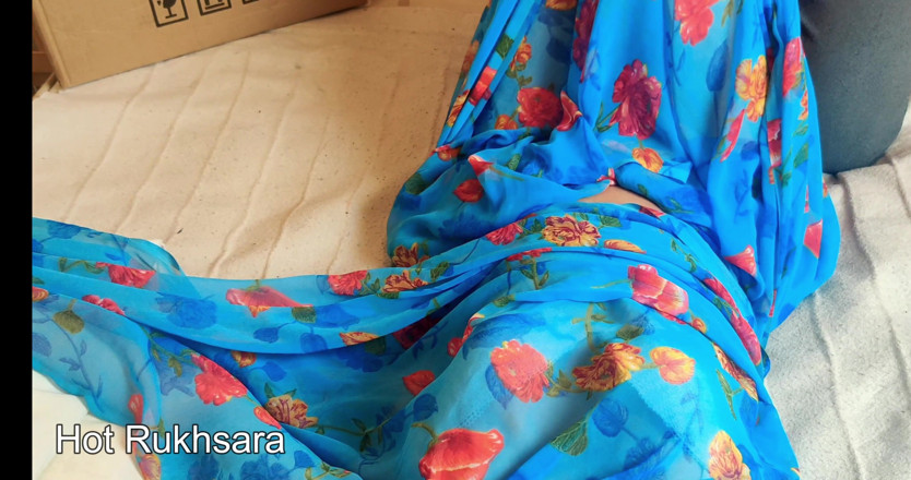 hot_rukhsara: The Courier Confused the Pizza and Decided to Offer a...