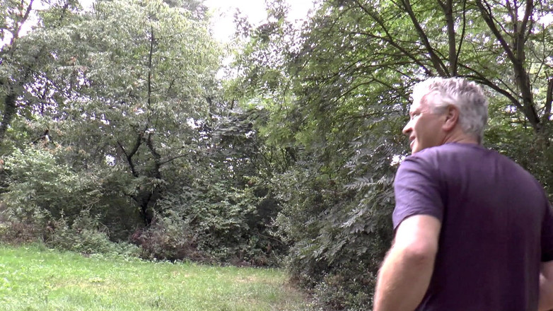 MMV Films and Clips XXX: La Provocante All'aperto Si Trasforma in Una Scopata Selvaggia in...