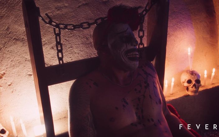 Fever Films: Bound.- в макабричному і психічному карнавалі, домінатрикс і покірне вивчити межі задоволення.