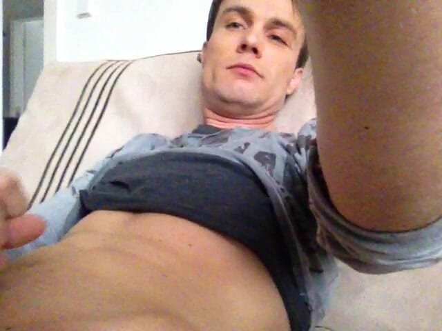 Makaik: Băiat cu mâna