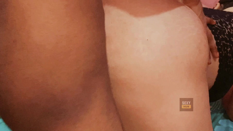 Hotgirl027: 18 jahre altes heißes mädchen hart gefickt
