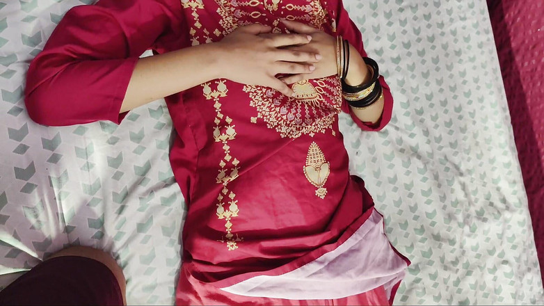 KavitaBhabhi: बड़ी गांड सभी प्राकृतिक सुंदर देसी लड़की की चुदाई।