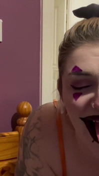 Clown Stepsister Catches You