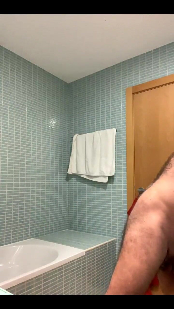 Daddybearvlc: Stream Started at 02/23/2024 11:04 Am Shower Time