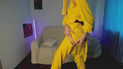 Skinny_lady69: Sulu kostümlü oyun