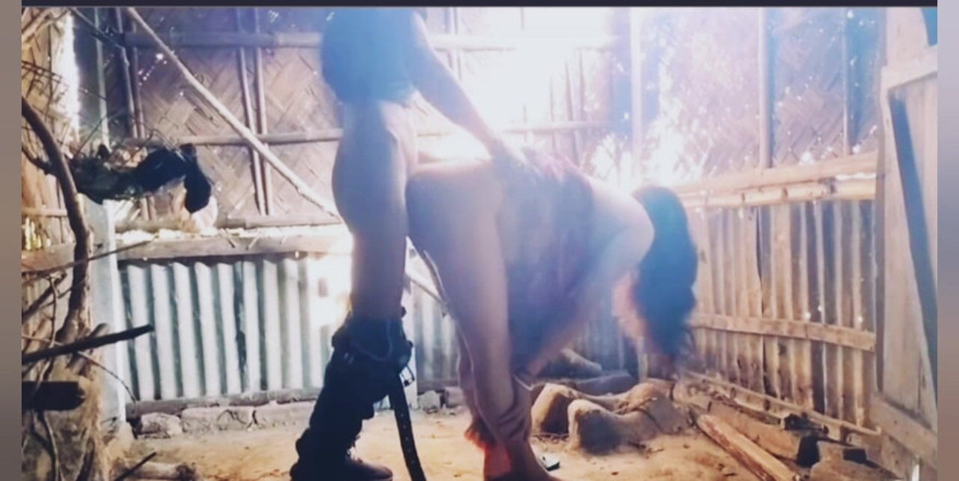 Teensex: Memek bebask tante semok bhbai dientot habis-habisan diam-diam di kamar...
