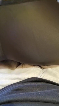Droog met mij in mijn spandex legging en kom klaar op mijn grote kont