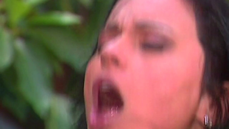 NAUGHTYPOLSKA: Prolaps Tease Rosebud popping out picurând umed