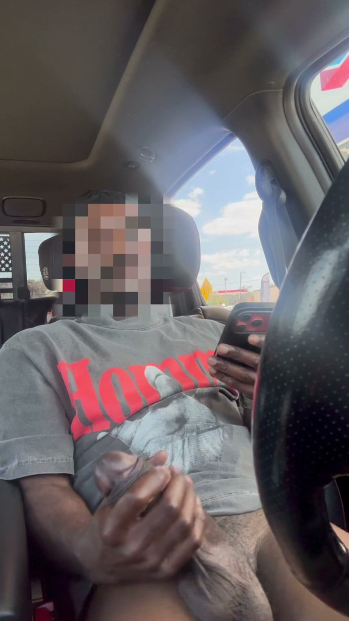 Kyle Kickstand vault: Jerk in Truck