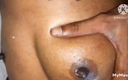 Sexy Kea: Une femme mariée se fait masser les seins
