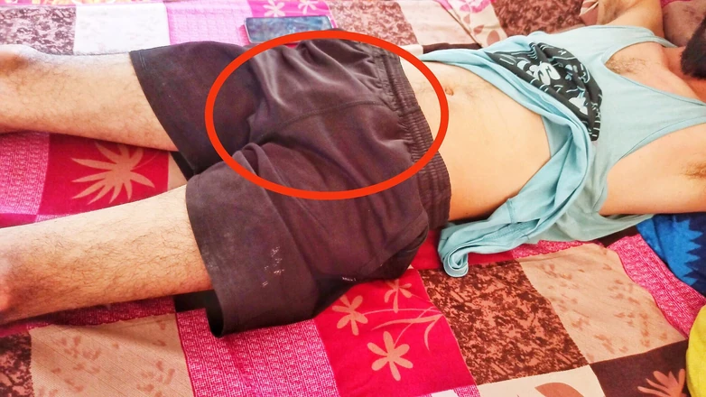 Desi__Panda: मैं अपने टशन टीचर को बड़ा राक्षसी लंड अंडरवियर खोलता हूं