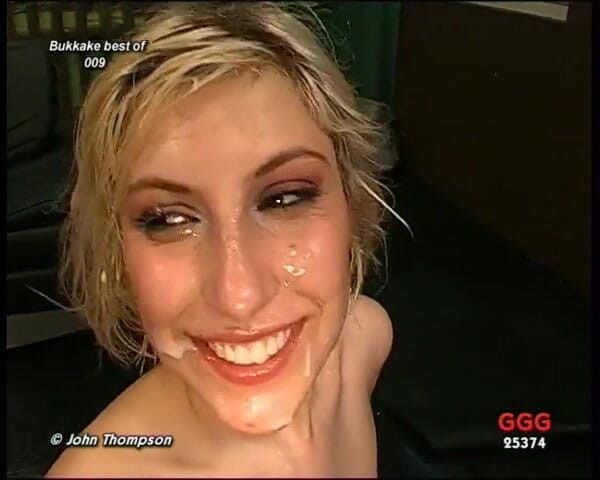 GGG John Thompson Studio: Ggg John Thompson Lesbian menjilat air mani dari kemaluan dan...