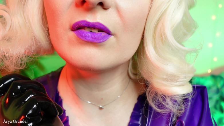 Arya Grander: Purple lipstick is an art process, makeup