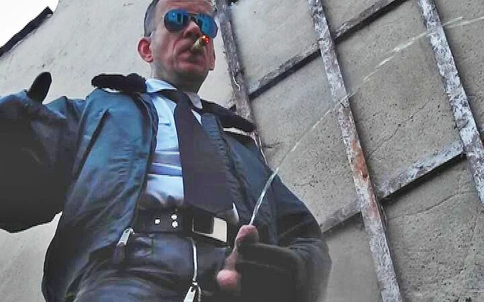 GERMANE_XL: Leather Cop 18