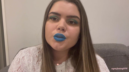 Your fantasy studio: Gioca con fumo con il rossetto azzurri