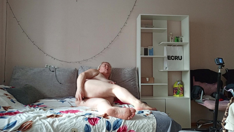 Zona901: Киска мачехи и секс-игрушки