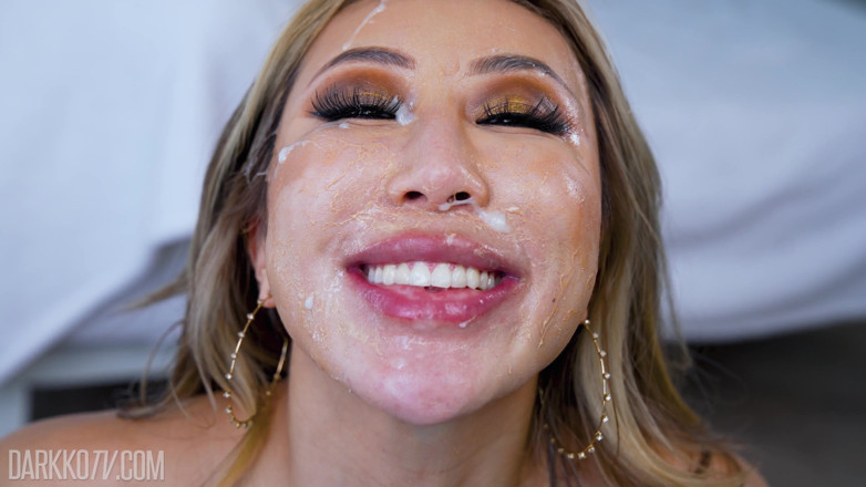 DarkkoTV: Nicole Doshi Sex oralny z udziałem Jonni Darkko