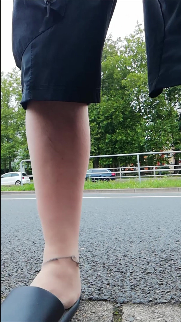 Carmen_Nylonjunge: Carmen in nylonjunge camminava a Braunschweiger Weststadt