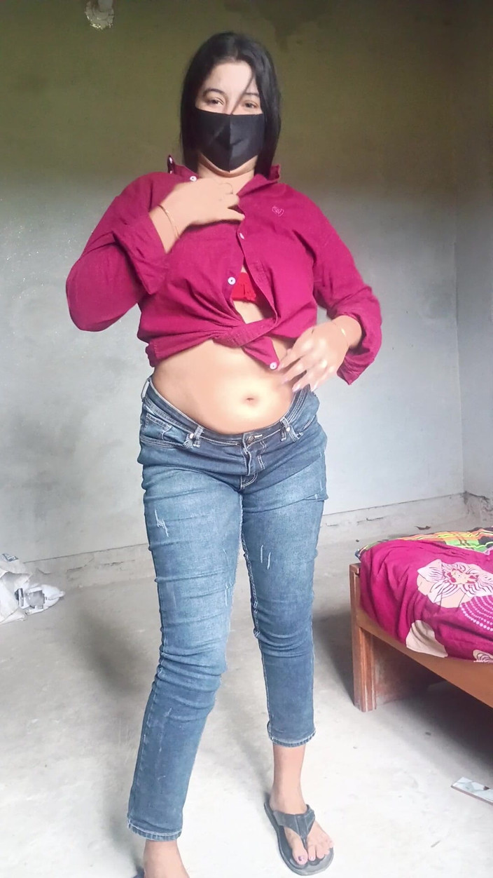 Taniyaxx: 뱅글라 비디오 녹음